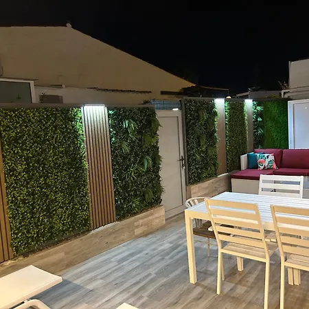 Σπίτι διακοπών Oasis Ii - Your Private Retreat With Jacuzzi