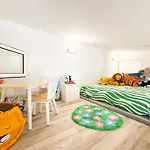 펜션 Oasis Ii - Your Private Retreat With Jacuzzi *