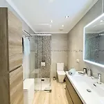 펜션 Oasis Ii - Your Private Retreat With Jacuzzi 플라야 델 잉글스