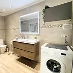 Oasis Ii - Your Private Retreat With Jacuzzi 플라야 델 잉글스
