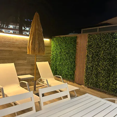 Oasis Ii - Your Private Retreat With Jacuzzi Дом отдыха