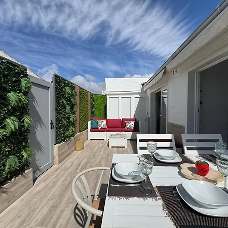 Дом отдыха Oasis Ii - Your Private Retreat With Jacuzzi Плайя-дель-Инглес