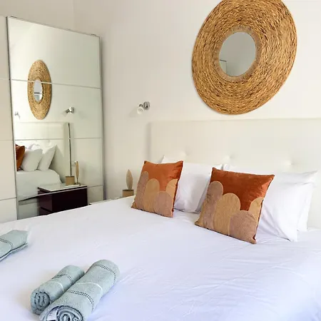 Oasis Ii - Your Private Retreat With Jacuzzi Casa de Férias *