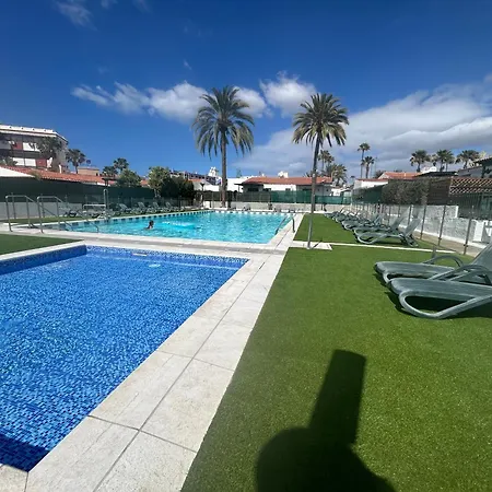 Oasis Ll - Your Private Retreat With Jacuzzi Holiday home Playa del Ingles (Gran Canaria)