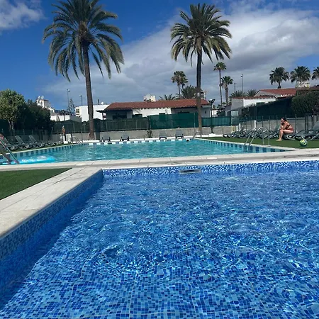 Oasis Ll - Your Private Retreat With Jacuzzi Holiday home Playa del Ingles (Gran Canaria)