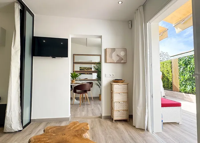 בית נופש Oasis Ii - Your Private Retreat With Jacuzzi