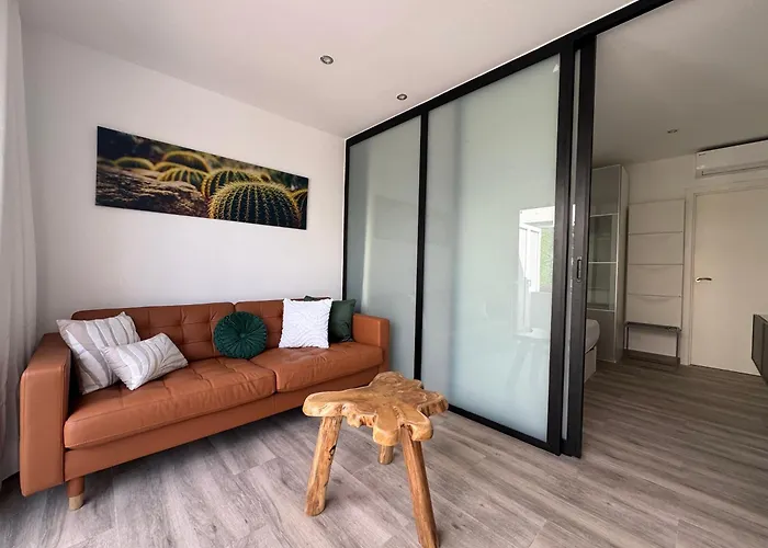 Oasis Ii - Your Private Retreat With Jacuzzi בית נופש