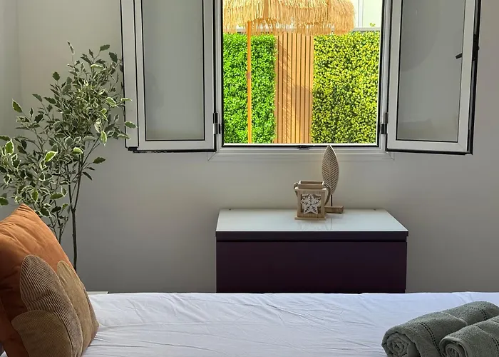 Oasis Ii - Your Private Retreat With Jacuzzi *