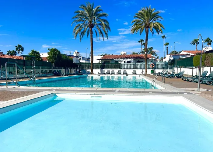 Oasis Ii - Your Private Retreat With Jacuzzi * Плайя-дель-Інглес