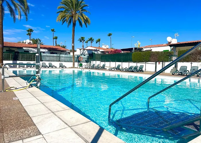 Oasis Ii - Your Private Retreat With Jacuzzi