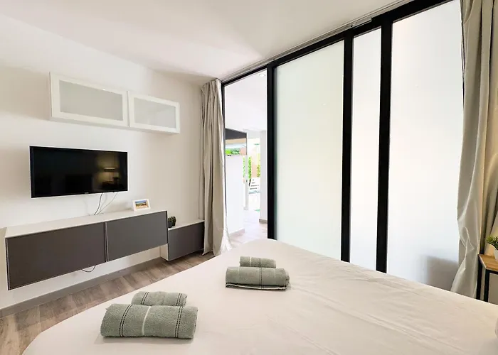 Oasis Ii - Your Private Retreat With Jacuzzi بلايا ديل إنغلز