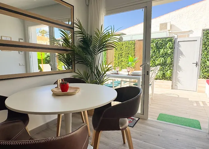 בית נופש Oasis Ii - Your Private Retreat With Jacuzzi *