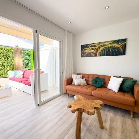 Oasis Ii - Your Private Retreat With Jacuzzi 度假居 *