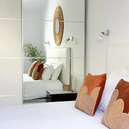 Oasis Ii - Your Private Retreat With Jacuzzi 度假居