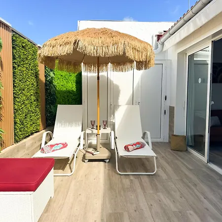 Oasis Ii - Your Private Retreat With Jacuzzi *